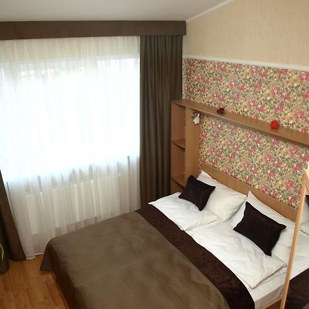 Leon Hotel Lviv Rom bilde