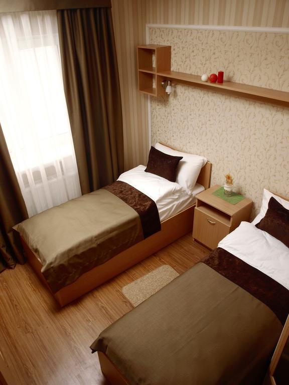 Leon Hotel Lviv Eksteriør bilde